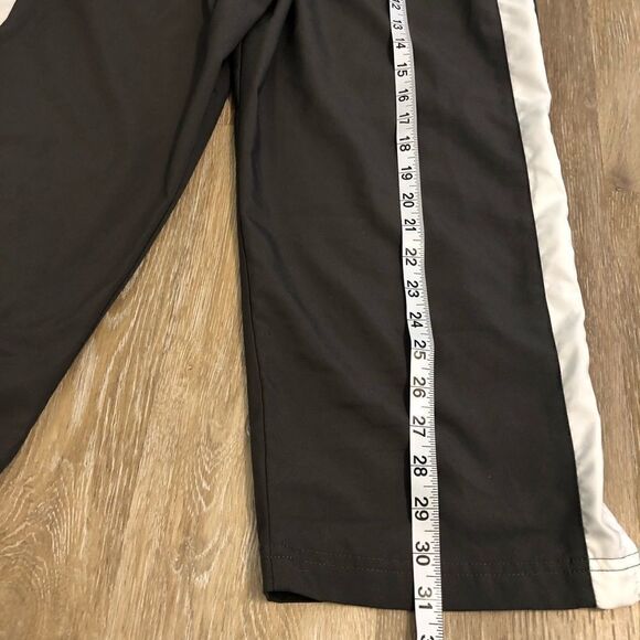 Nike vintage gray tag women’s dark gray dry fit cropped warm up pants S 4-6 - Picture 4 of 10